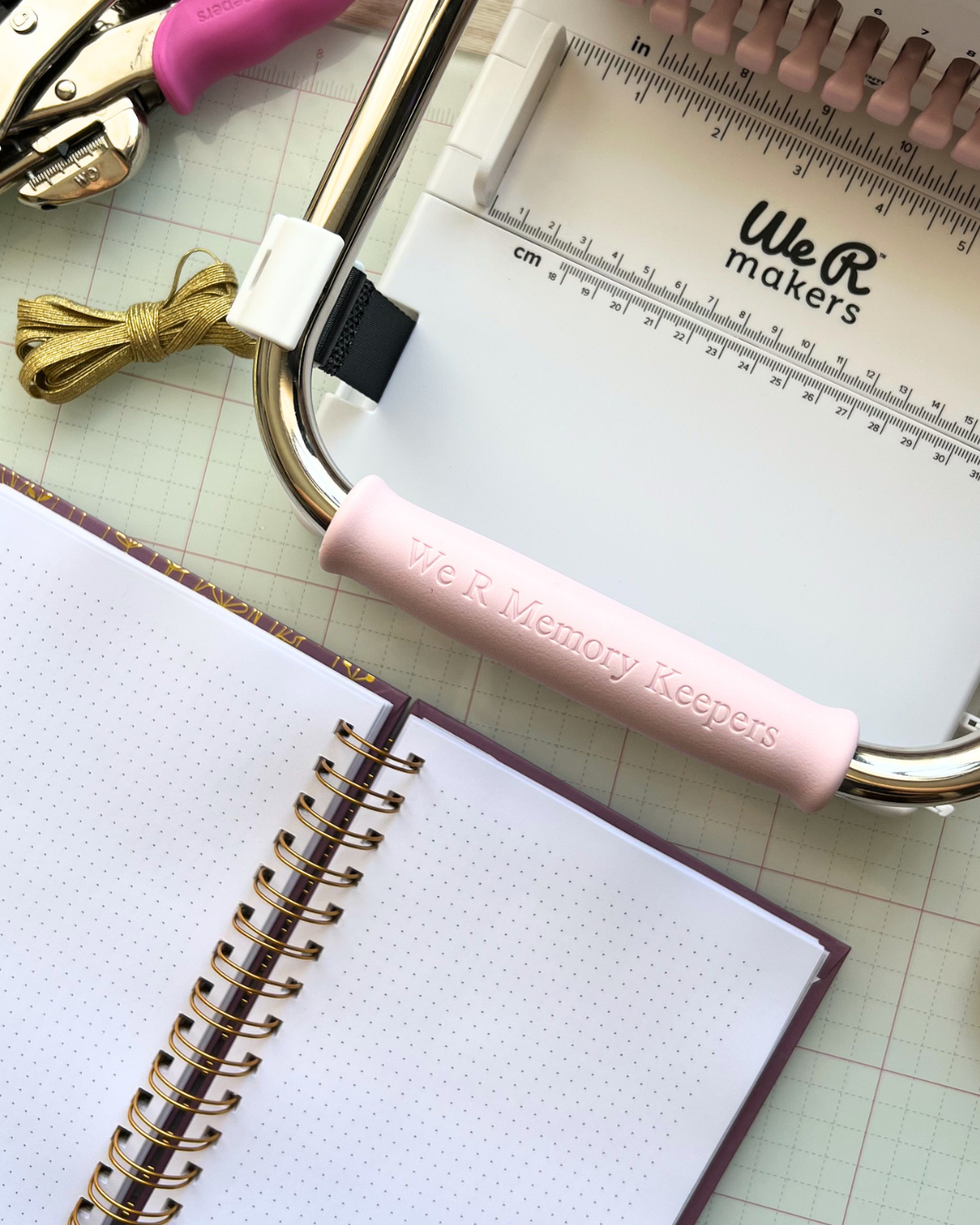Crea una libreta personalizada desde cero con Cinch